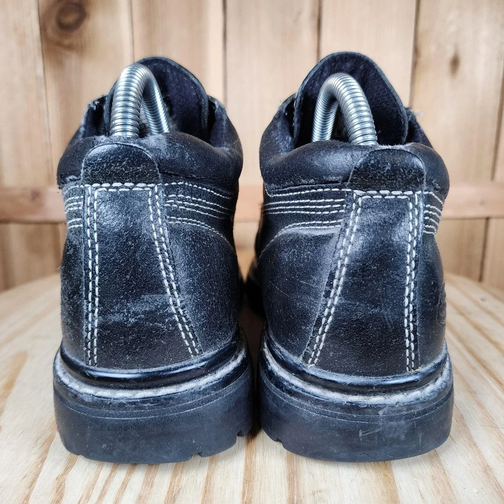 Skechers brand style